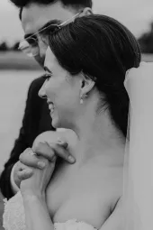 Hochzeitsfotograf Mainz - authentische Hochzeitsbilder Brautpaarshooting