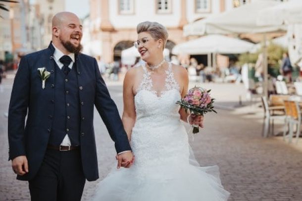 Hochzeitsfotograf in der Pfalz - Brautpaarshooting Dom zu Speyer