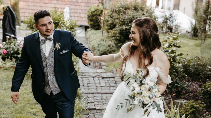 Hochzeit Altes Weingut am Maxbrunnen in Baddürkheim - Hochzeitsfotograf Pfalz - Andreas Heu Weddings