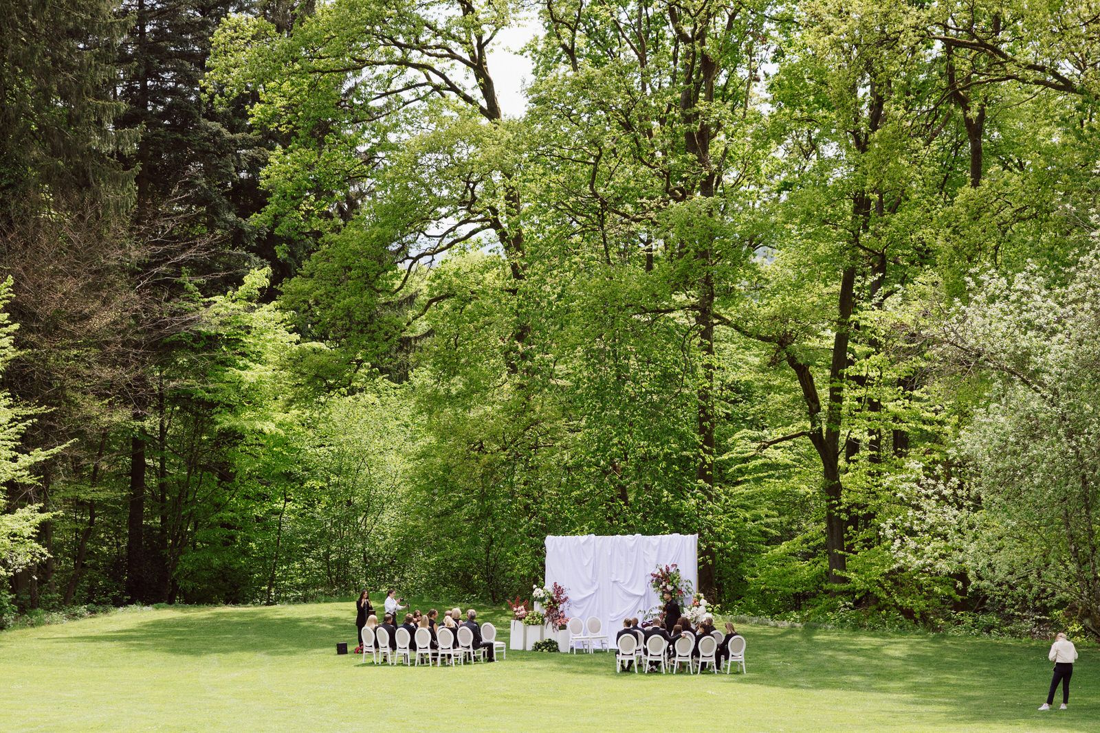 Hochzeitsfotograf Pfalz - Rheinhessen - Mainz - Frankfurt - Luxemburg Getting ready Flatlay - parfum