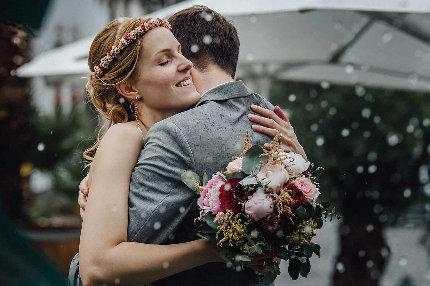 Hochzeitsfotograf im Saarland und der Pfalz - Hochzeit mit Brautpaarshooting in Deidesheim am Deidesheimer Hof