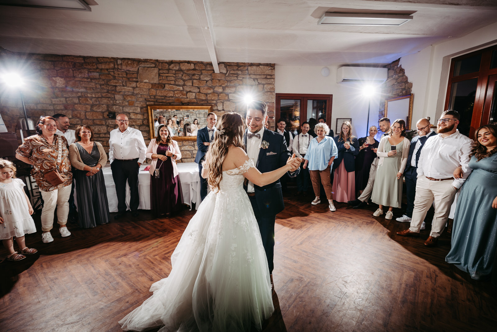 Hochzeit Altes Weingut am Maxbrunnen in Baddürkheim - Hochzeitsfotograf Pfalz - Andreas Heu Weddings