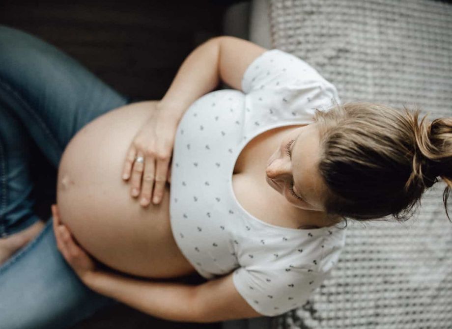 Familienfotograf Saarland und Pfalz - Andreas Heu - Babybauchshooting Homestory