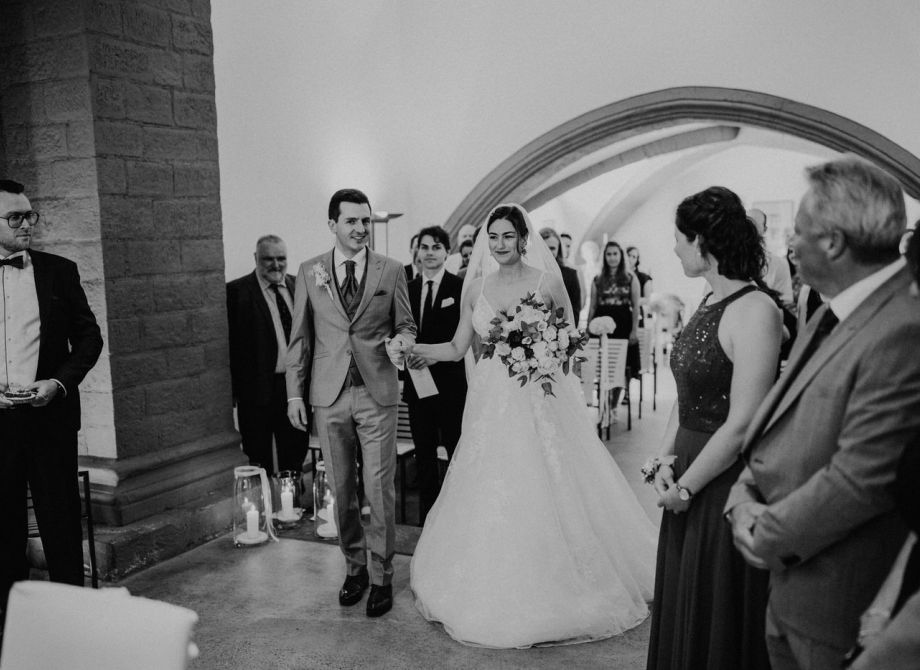 Hochzeitsreportage Weingut Junghof Undenheim - Hochzeit Marienkapelle Mainz